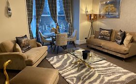 Merewyke Boutique Luxury Family Apartment Sleeps 4 , Central Location